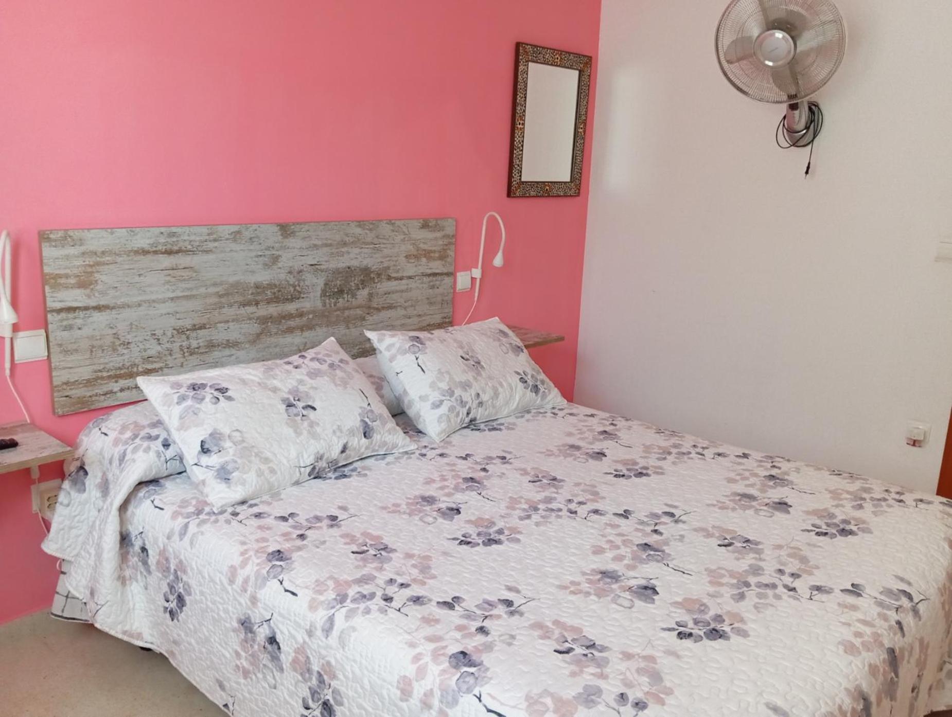 Privatunterkunft Casa El Nogal Salas Bajas