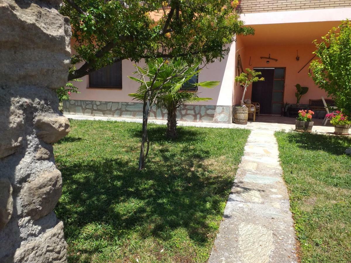 Casa El Nogal Privatunterkunft Salas Bajas